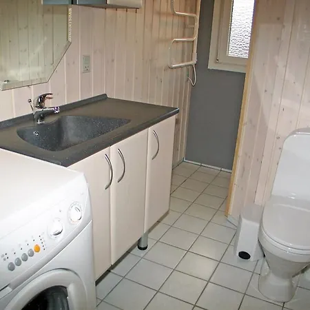 Holiday Ringvejen F- 3730 Feriehus